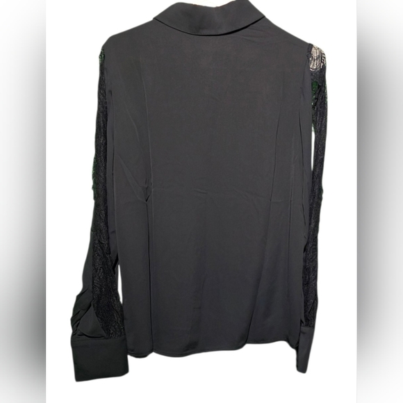 Current Air NWT Elegant Navy Lace Sleeve Women's Top Size Medium PTP 20 - Picture 2 of 4